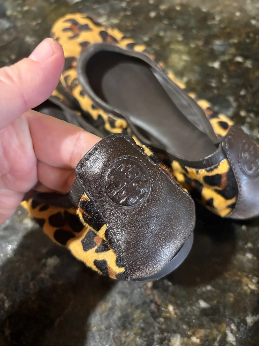 Tory Burch leather leopard ballet flats! 8